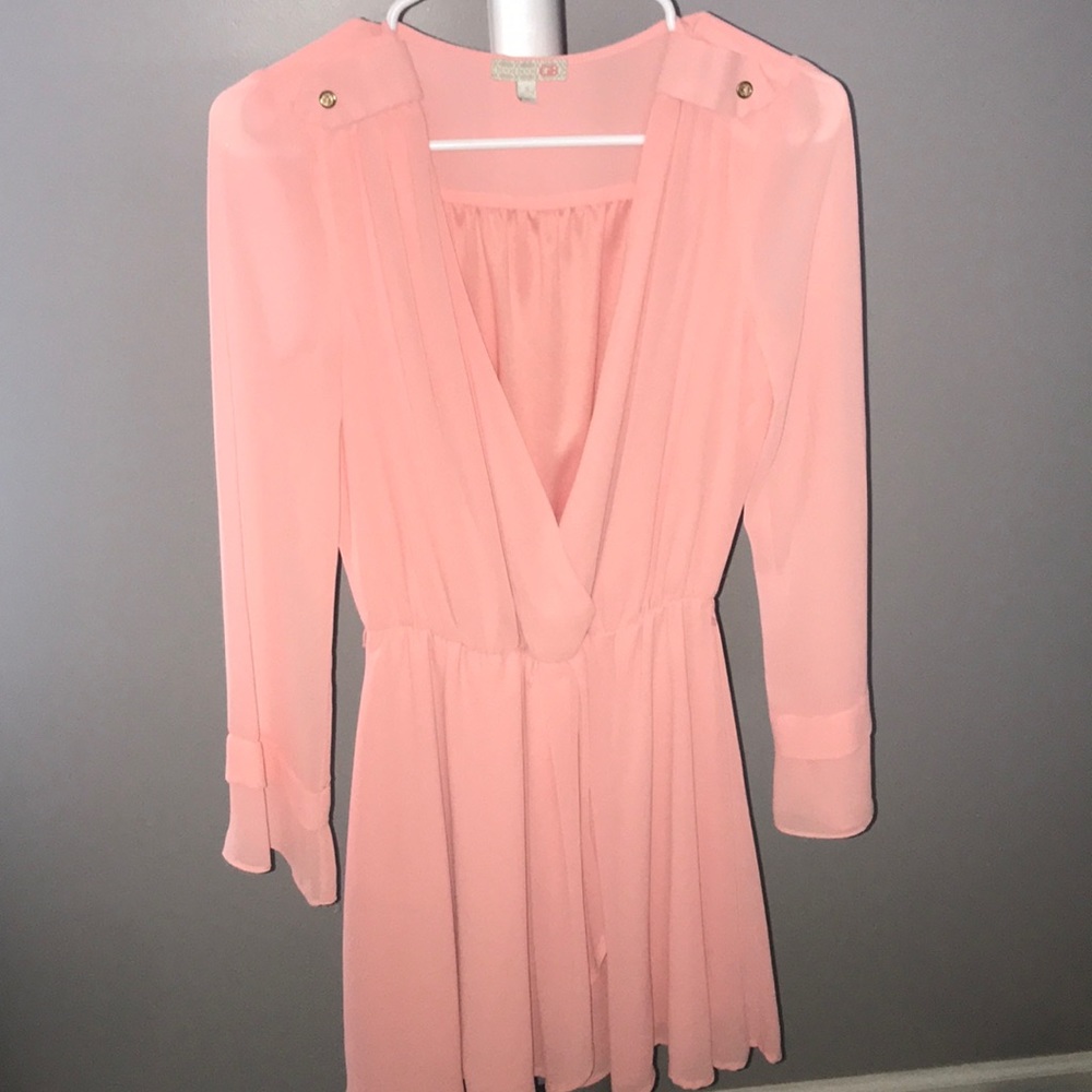 Long sleeve light pink dress